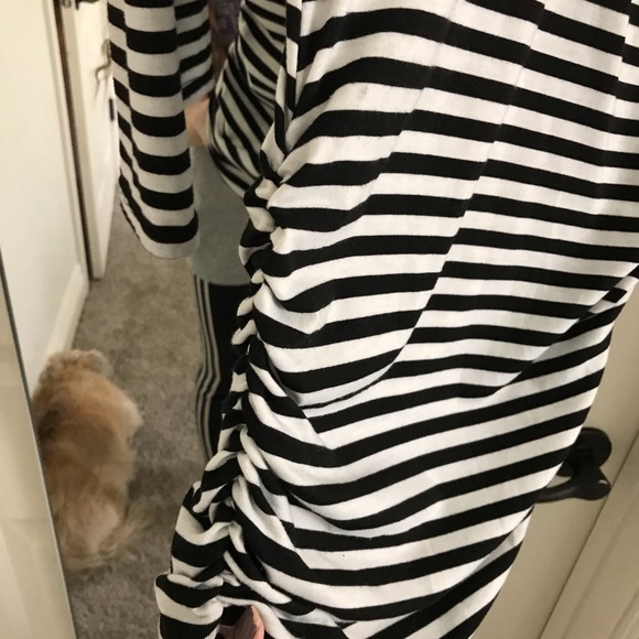 Striped fitted dress - Picture 6 of 6